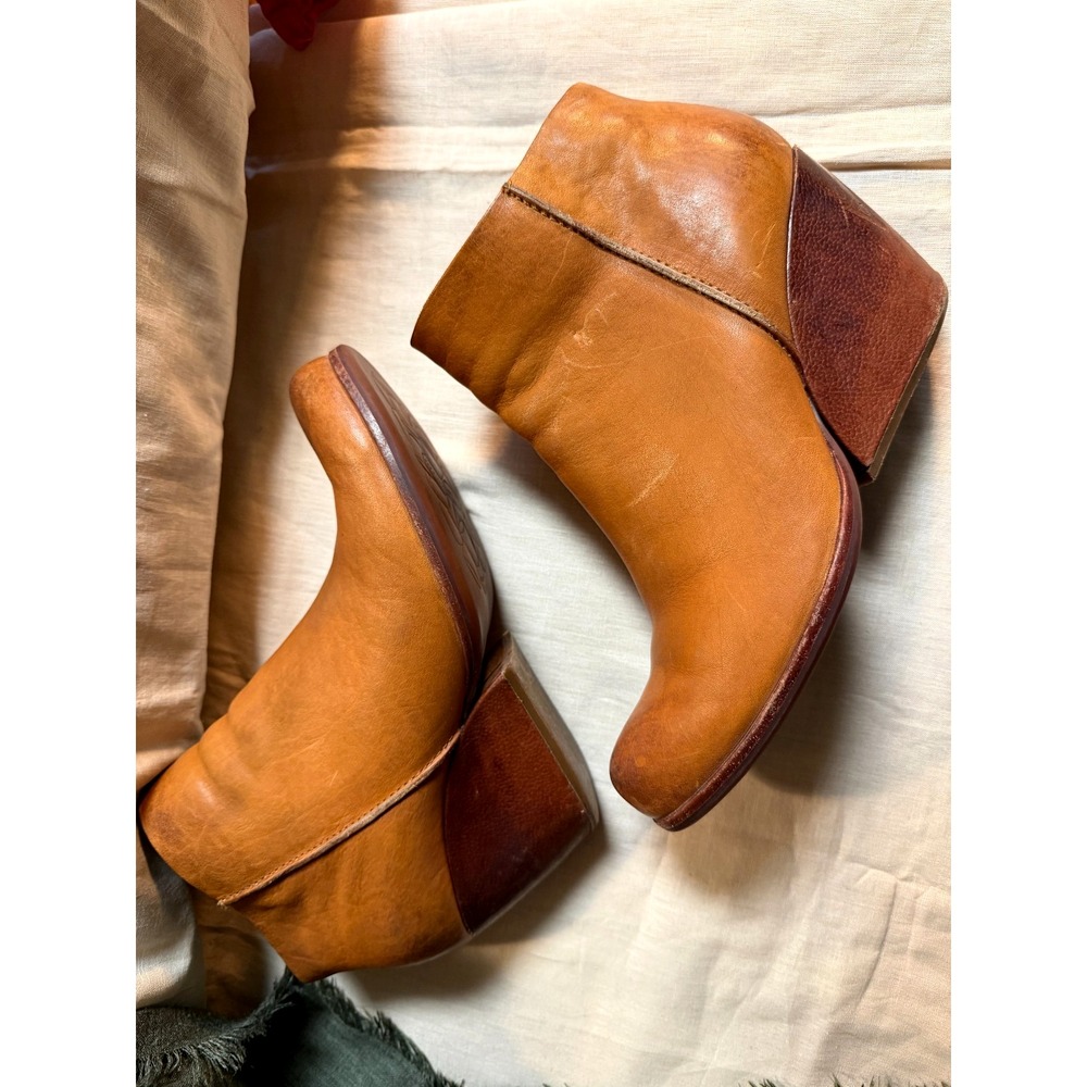 Kork-Ease Brown Leather Ankle Boots Wedge Heel Side Zipper Round Toe SZ 9 1/2M